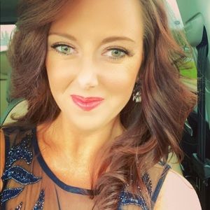 Meet your Posher, Victoria